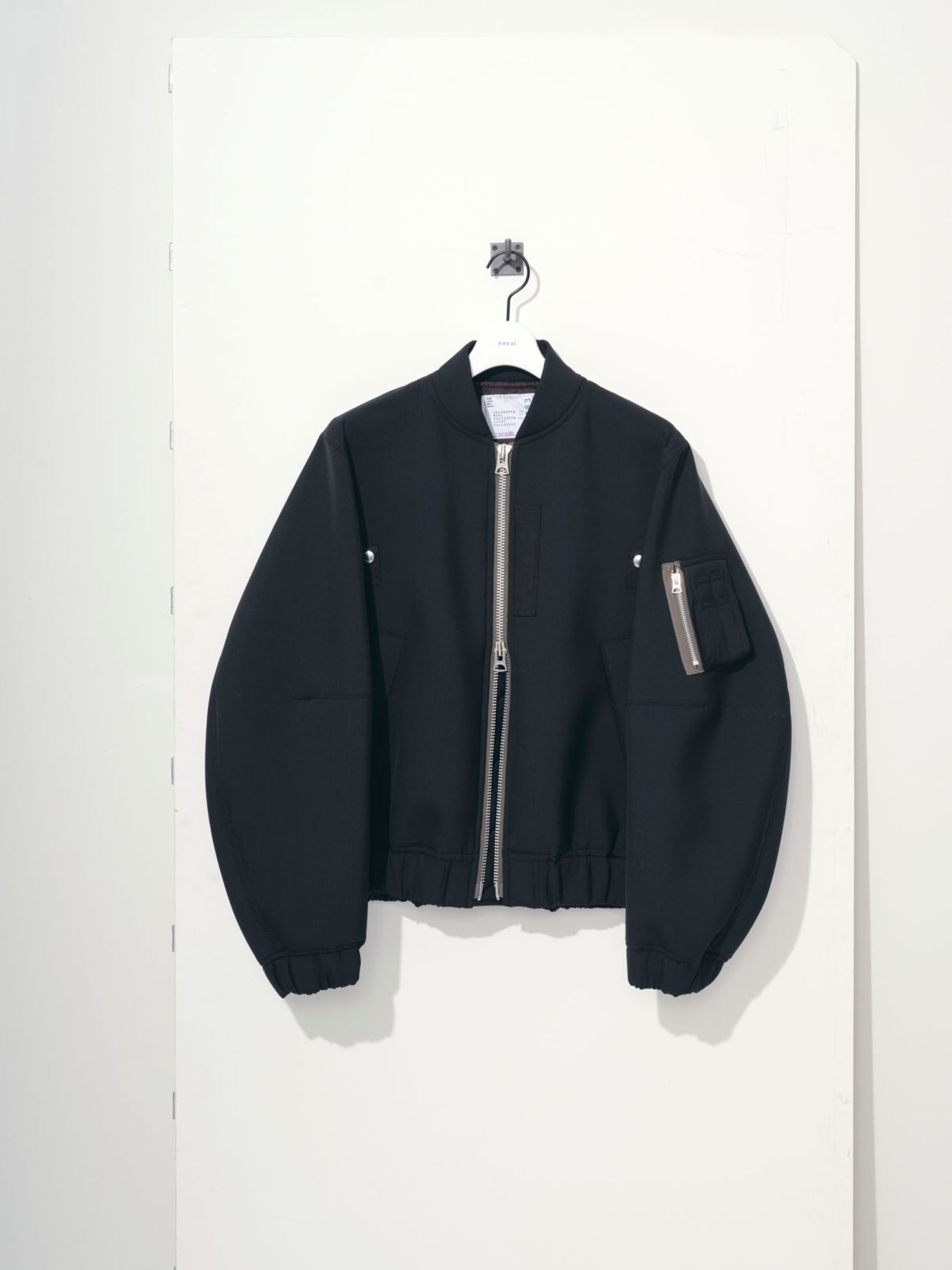 Suiting Bondage Blouson